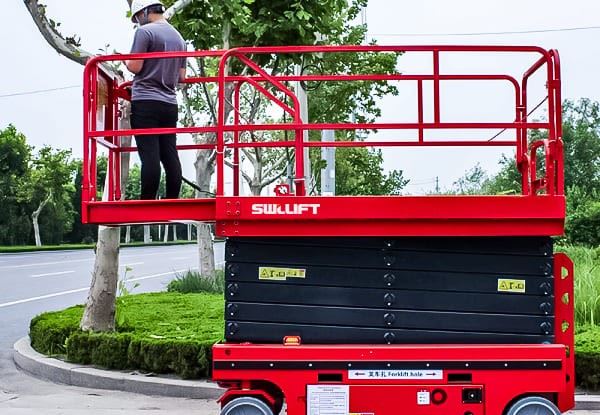 swllift small electric man lift (3) swllift small electric man lift (3)